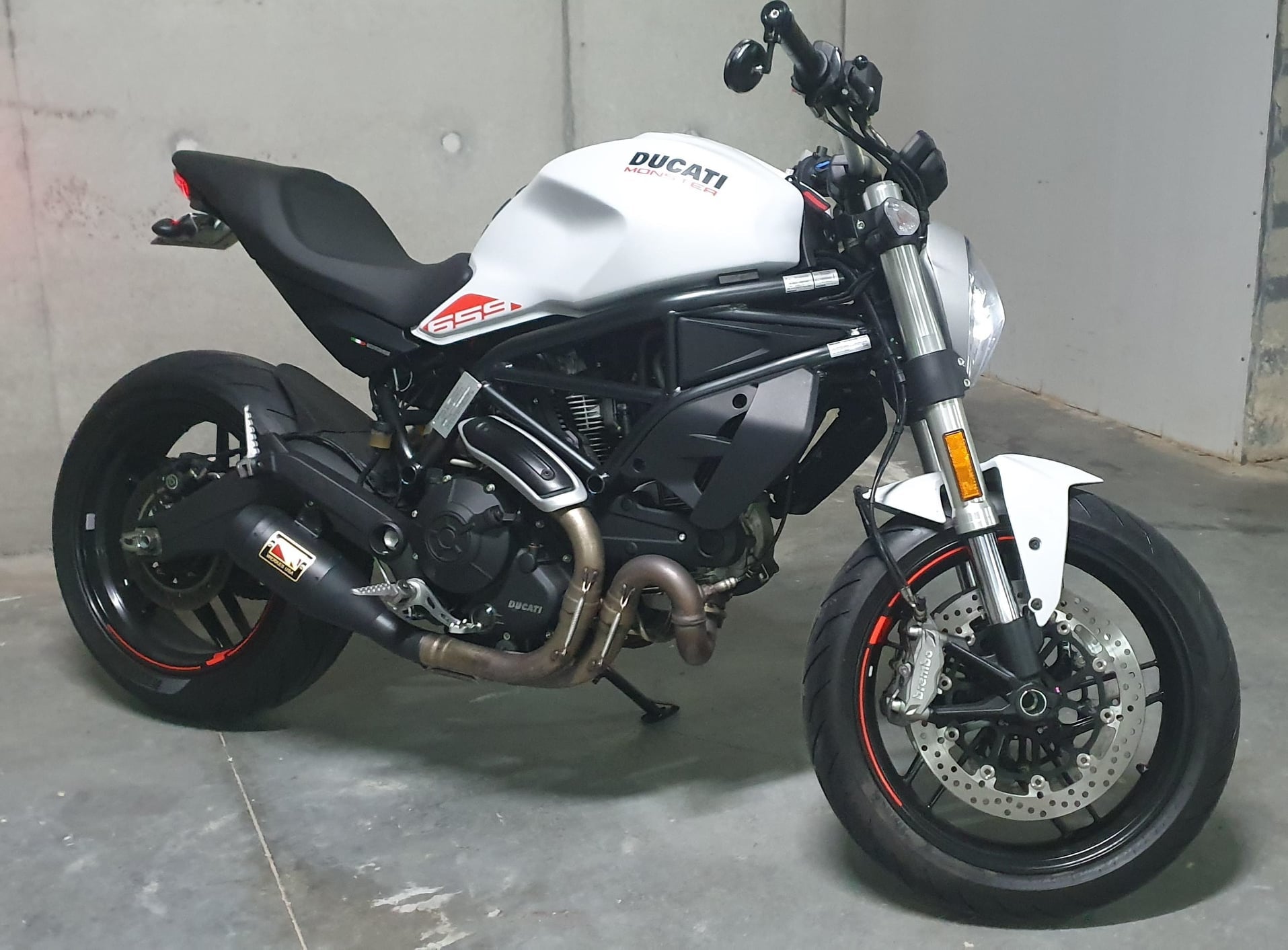 Ducati monster 659 sales aftermarket exhaust